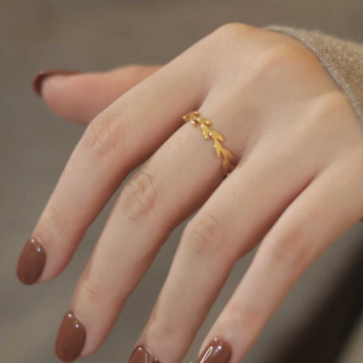 Stainless Steel Fashion Womens Open Enclose Leaf Rings Girls Botanical Women Knuckle Leaves Rings Wedding Party Jewelry y250730