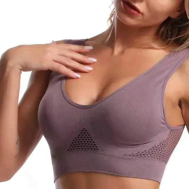 1pcs Women Sports Bra Large Size No Steel Ring Seamless Underwear with Removable Chest Pad Running Sport Hollow Mesh Vest Bras Z250730