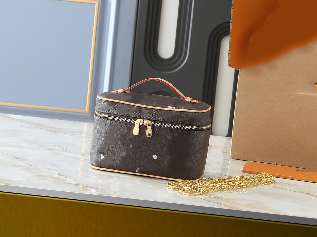2025 New Designer High Quality Handbag Double Zipper Open Makeup Bag Crossbody Bag Classic Handbag Underarm Bag Storage Bag Crazyfinds 5A