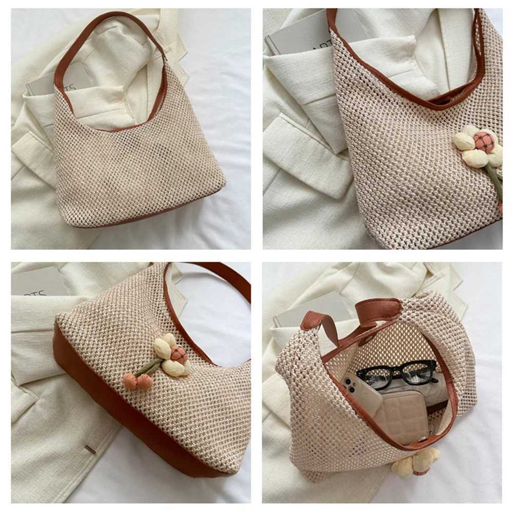 FAshion For Women Rattan Shoulder Bag Travel Beach Handbags Elegant Female Large Capacity Flower Pendant Totes Bag Y250730