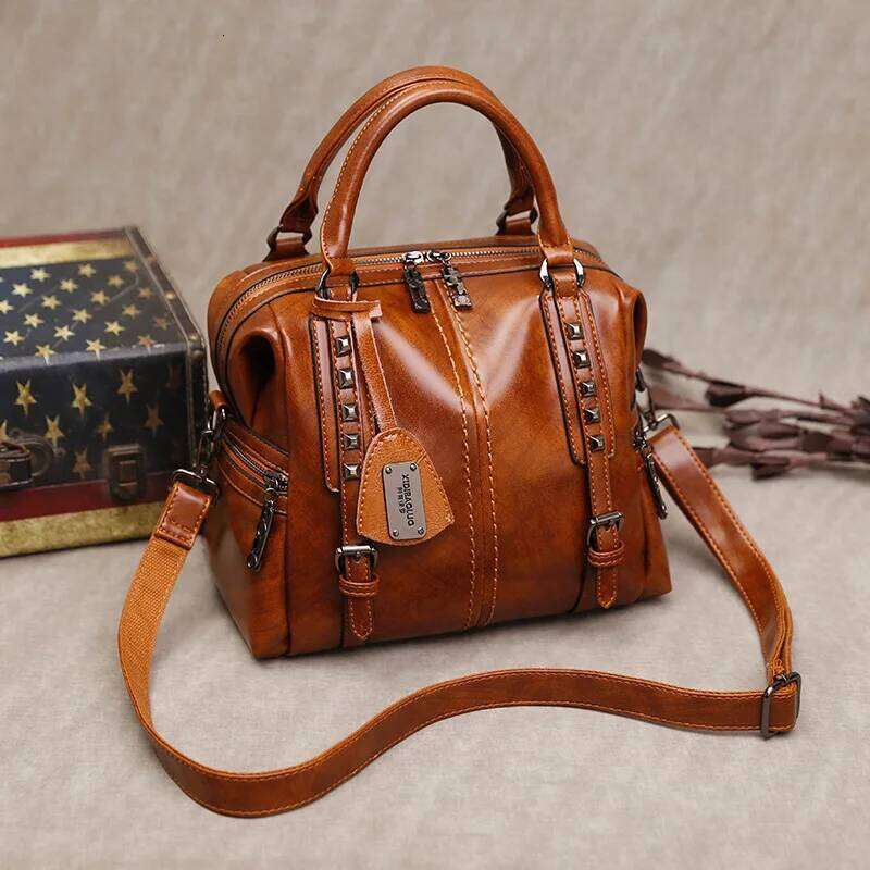 Women's New Brand Retro Oil Wax Leather Handbag Simple Fashion Messenger Ladies Elegant Crossbody Shoulder Bag