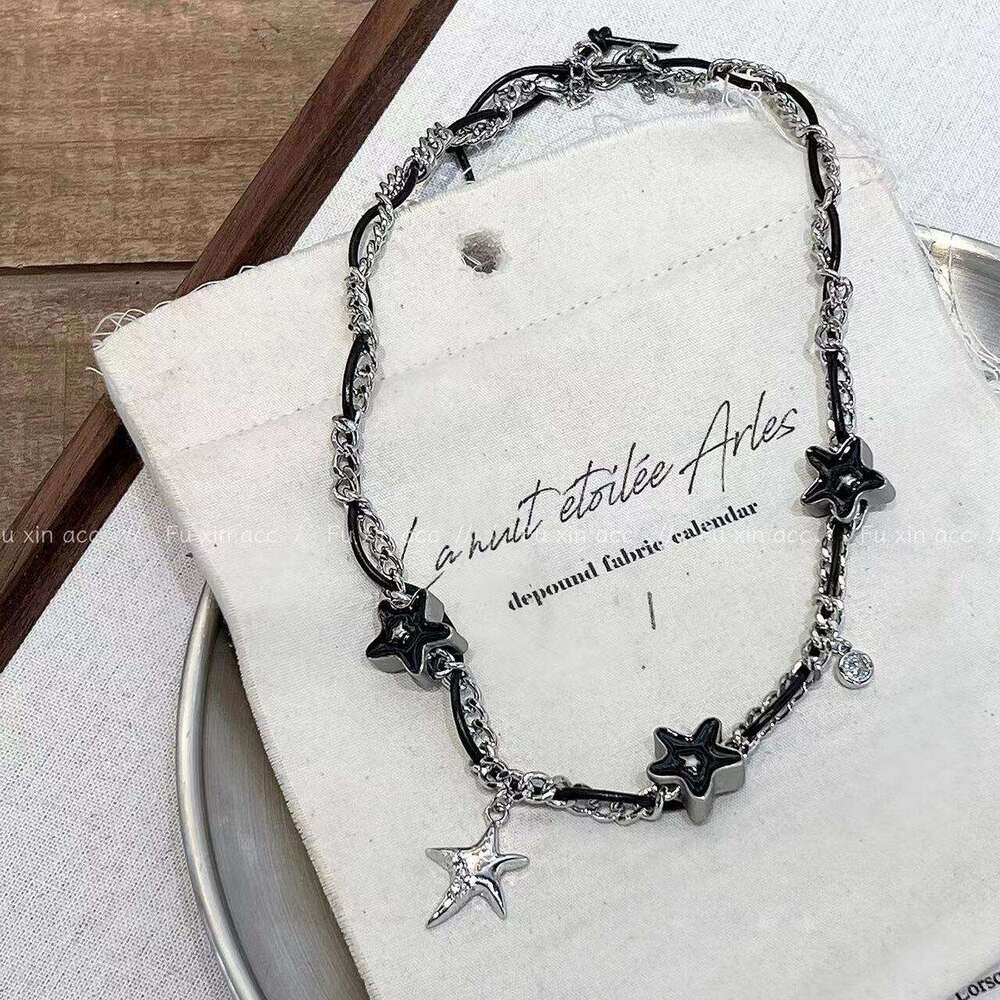 Micro Pave Zircon Star Necklace Niche Design High-end Mixed Material Clavicle Chain Light Personality Trendy Choker c57