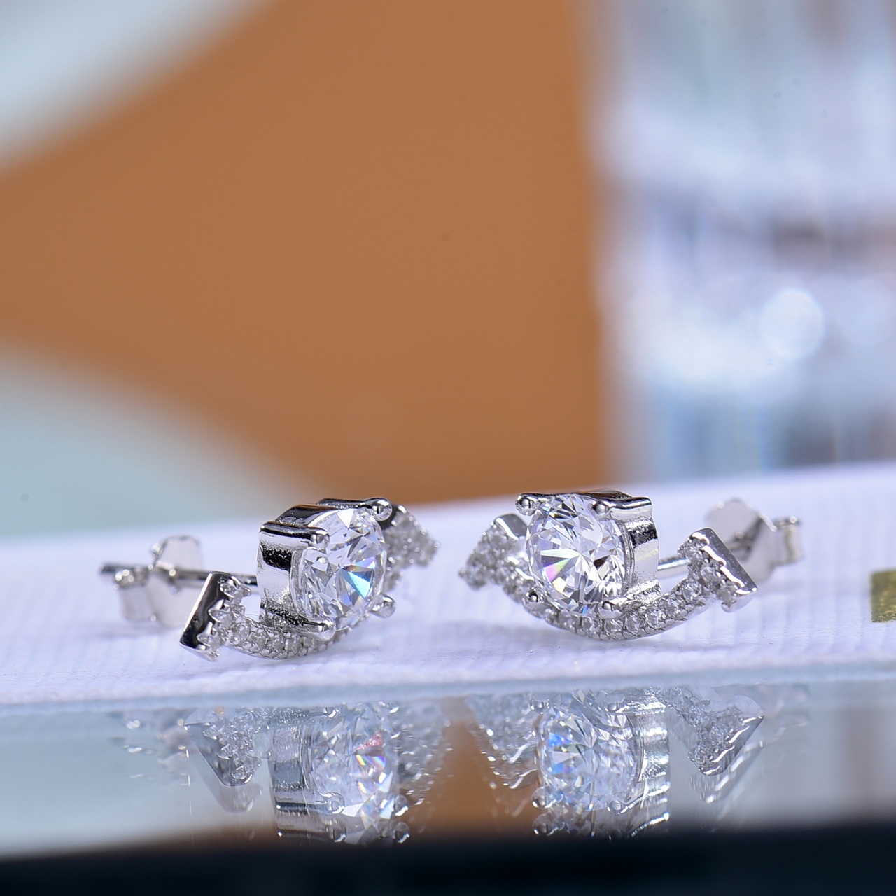 Moissanite Earrings 925 Sterling Silver Moissanite Smile Earrings - Ideal for Daily Outfits, Parties & Holiday Gifts