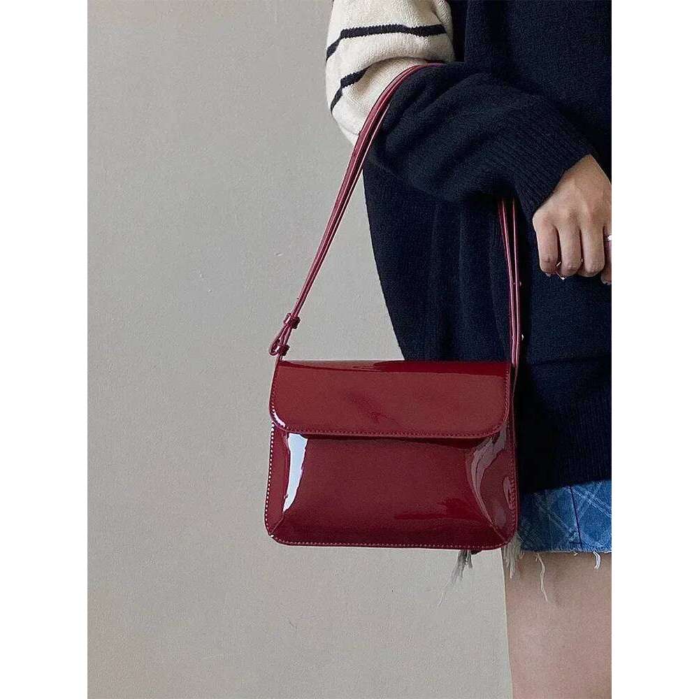 Flap Retro Patent Leather Shoulder for Women Solid Color Underarm Bag Red Crossbody Bags Lady Handbag