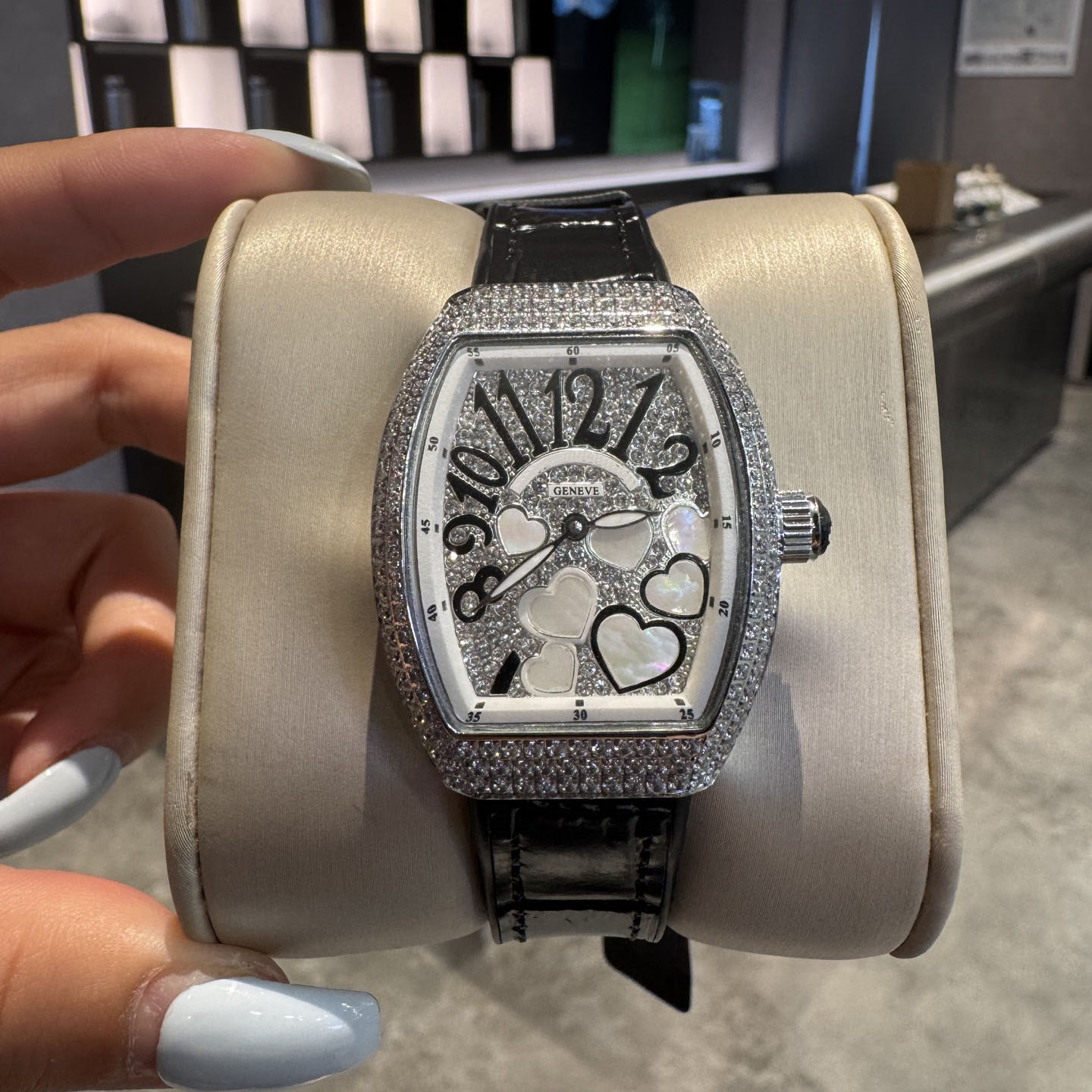 Designer watch high quality diamond moissanite watch high genuine leather strap design oval digital classic style watch for women gift Christmas nice