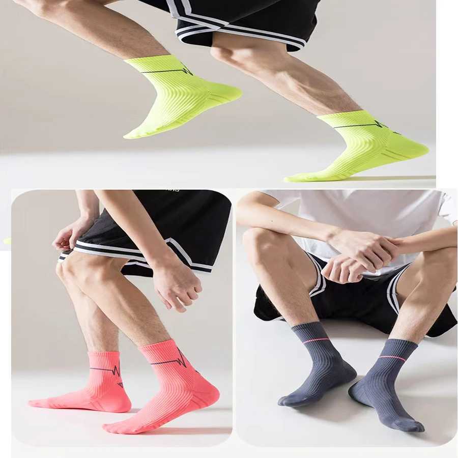 5 Pairs Professional Sports Socks Quick-Drying Sports Socks Fit Sweat-Absorbing Training Running Sports Ride Socks Z250731