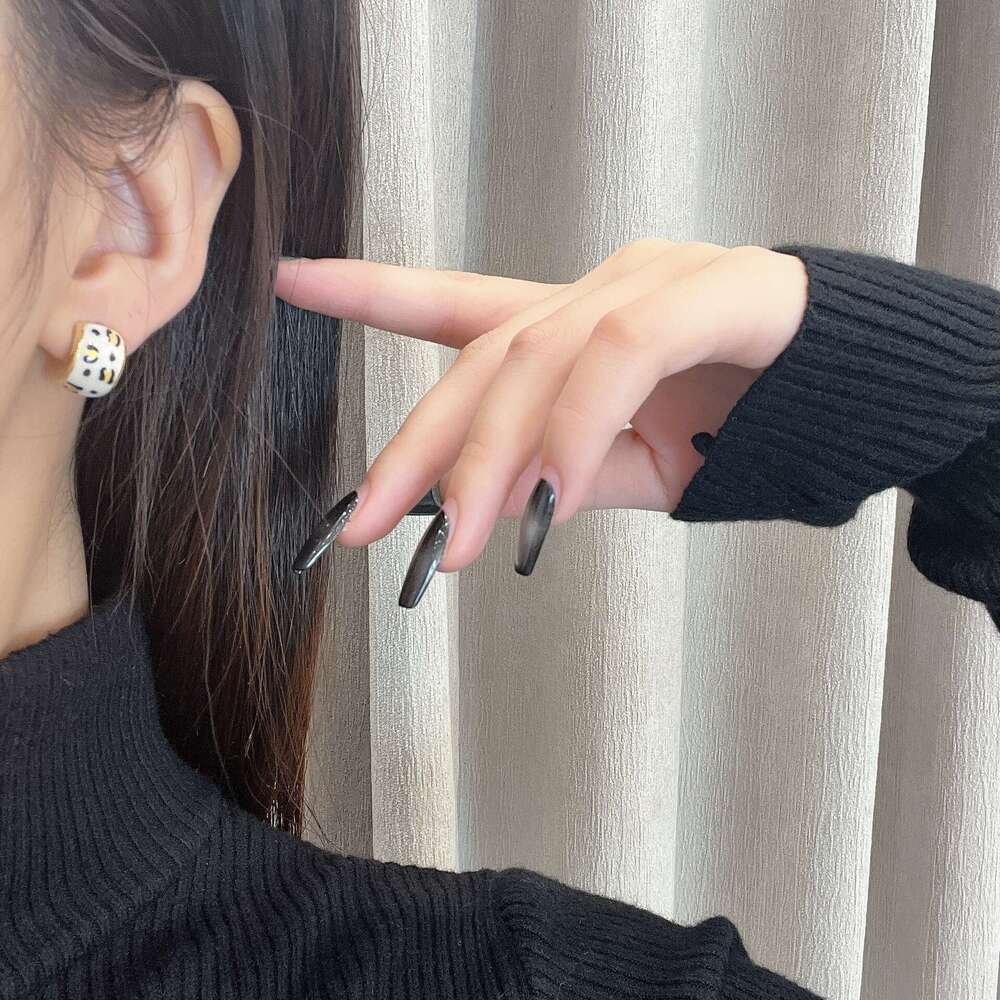 Melard Coffee Leopard Print for Women Autumn Winter 2024 New Earrings High-end Simple Versatile Ear Jewelry 2b8