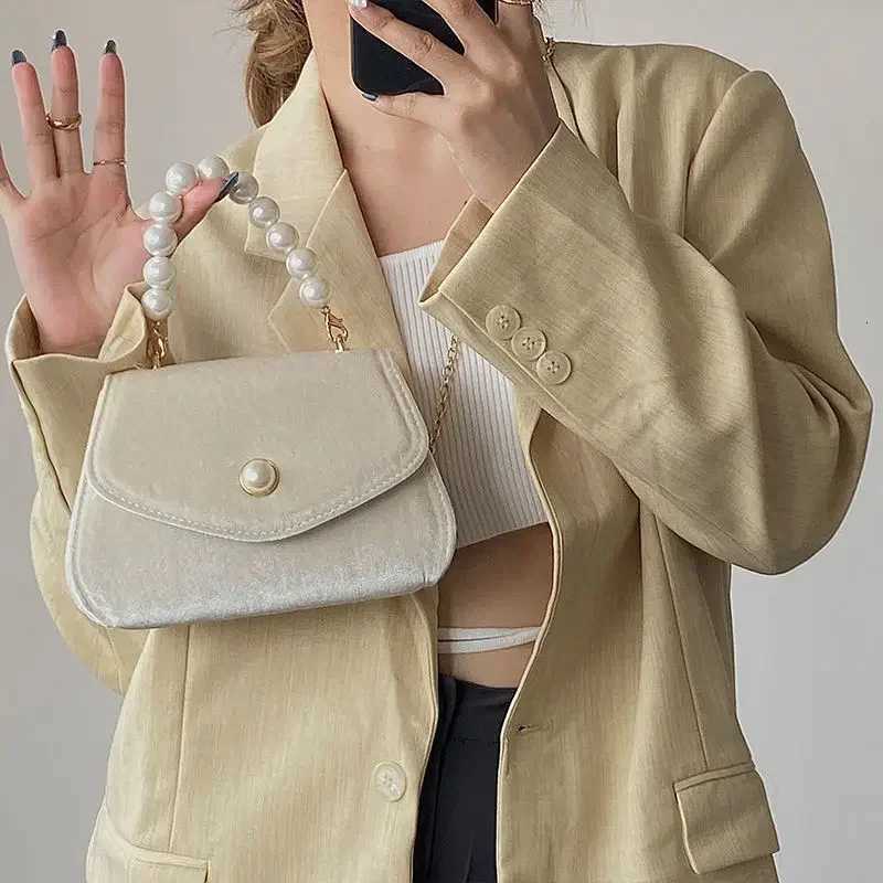 Vintage Small Square Shoulder Bag for Women Pearl Chain Ladies Tote Handbags Evening Clutch Purse Fashion Female Crossbody Bags Y250730