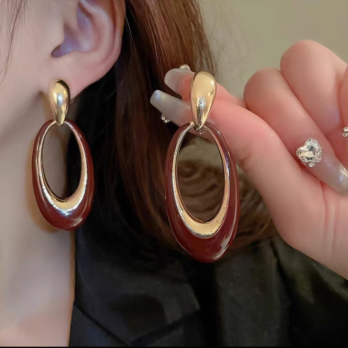 22K Gold-plated Enamel Drop Glazed Oval Earrings Free Shipping Designer Luxury Jewelry Simple Silver Needle Retro Earrings Fashiona Antique Style Earr