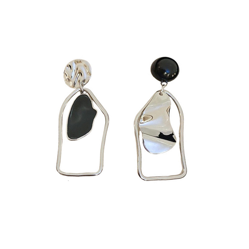 Free Shipping Designer Luxury Jewelry Silver Needle Luxury High-end Black Zircon Heart Earrings Niche Temperament Geometric Studs