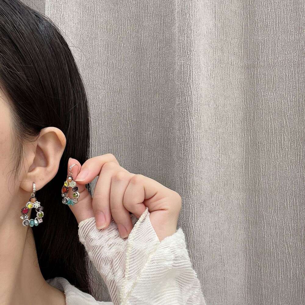 Korean Version Heavy Craft Light Colorful Zircon Beaded Earrings 2025 New Style Elegant High-end Fashion Trend 7d8
