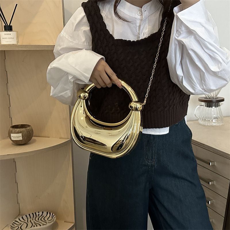 Women's 2024 New Moon-Shaped Party Wristlet Knot Handbag Acrylic Chain Crossbody Evening Bag ddmymoon