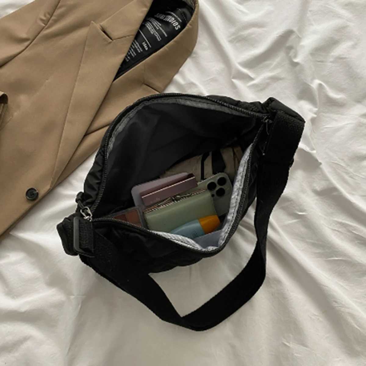 Black diamond check embroidered thread large capacity down Cloud Womens shoulder crossbody dumpling bag (without pendant) Y250730