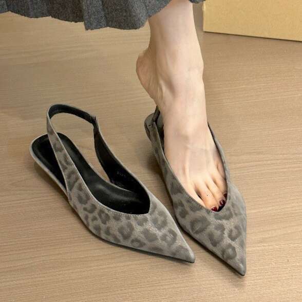 Elegant Pointed Toe Leopard Print High Heels High-End Gray Closed-Toe designer shoes Backless Sandals for Women, 2025 Outdoor Flat Single Shoes