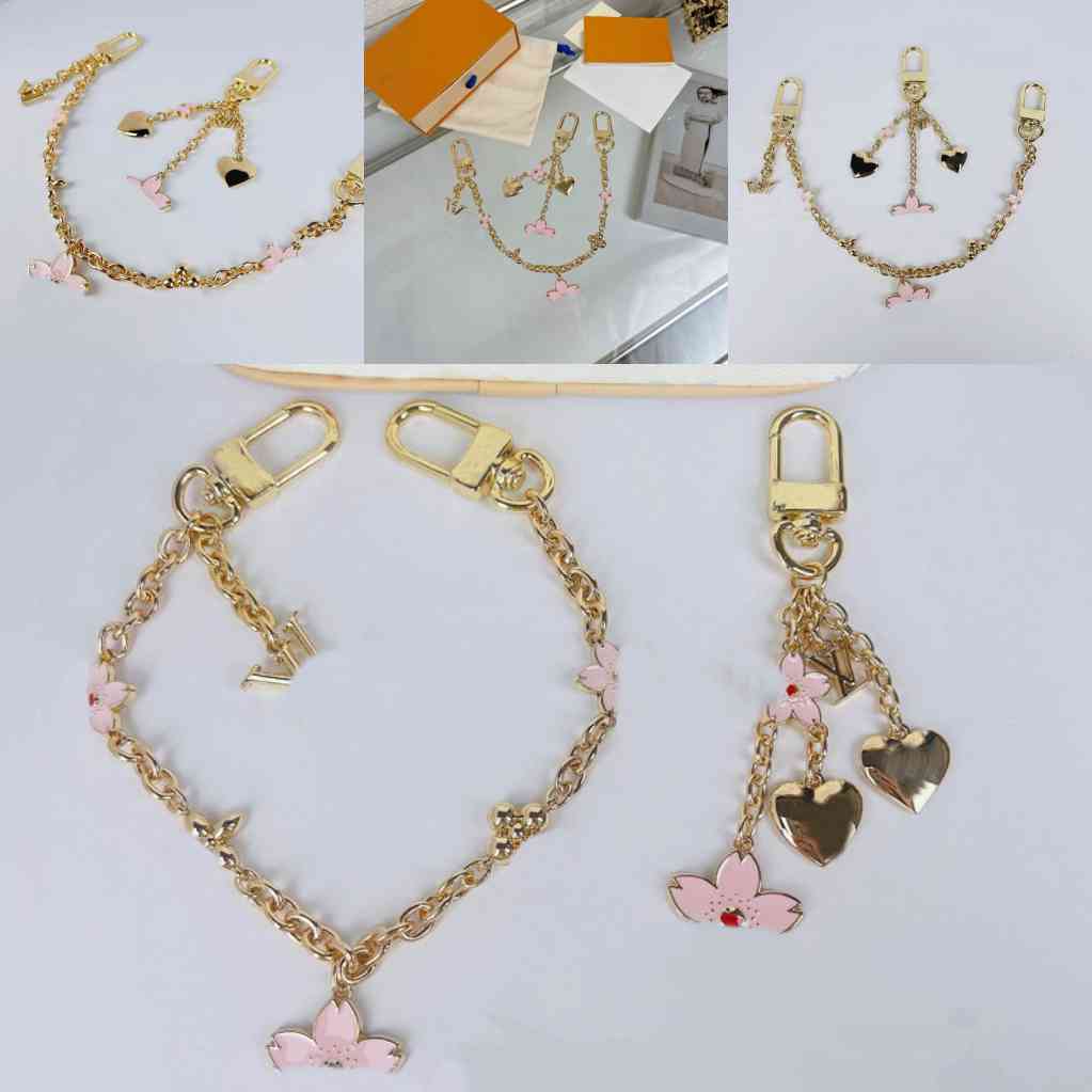 Luxury keychain designer letter designer key chain wallet pink cherry blossom plated gold keyring bag charm extension chain heart flower pendant high end sh0276