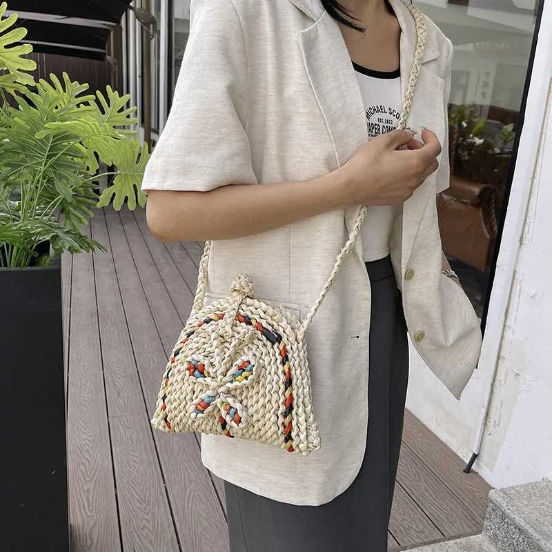 Fashion Colorful Straw Design Womens Shoulder Bags Casual Lightweight Ladies Crossbody Shell Bag Portable Female Phone Handbags Y250730