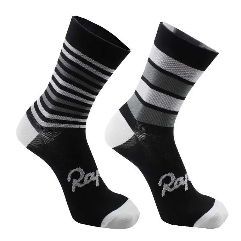 2024 New Cycling Socks Top Quality Professional Brand Sport Socks Breathable Bicycle Sock Outdoor Racing Big Size 6 Colors s14 Z250731
