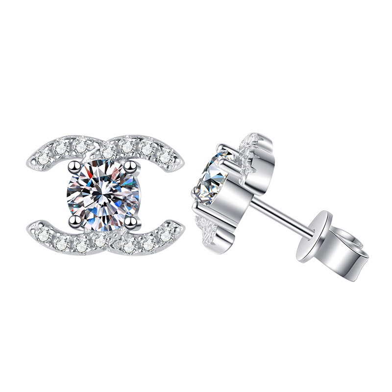 Designer's popular moissanite earrings with a stylish and elegant classic six-claw design for women. The ear jewelry is made of 925 sterling silv
