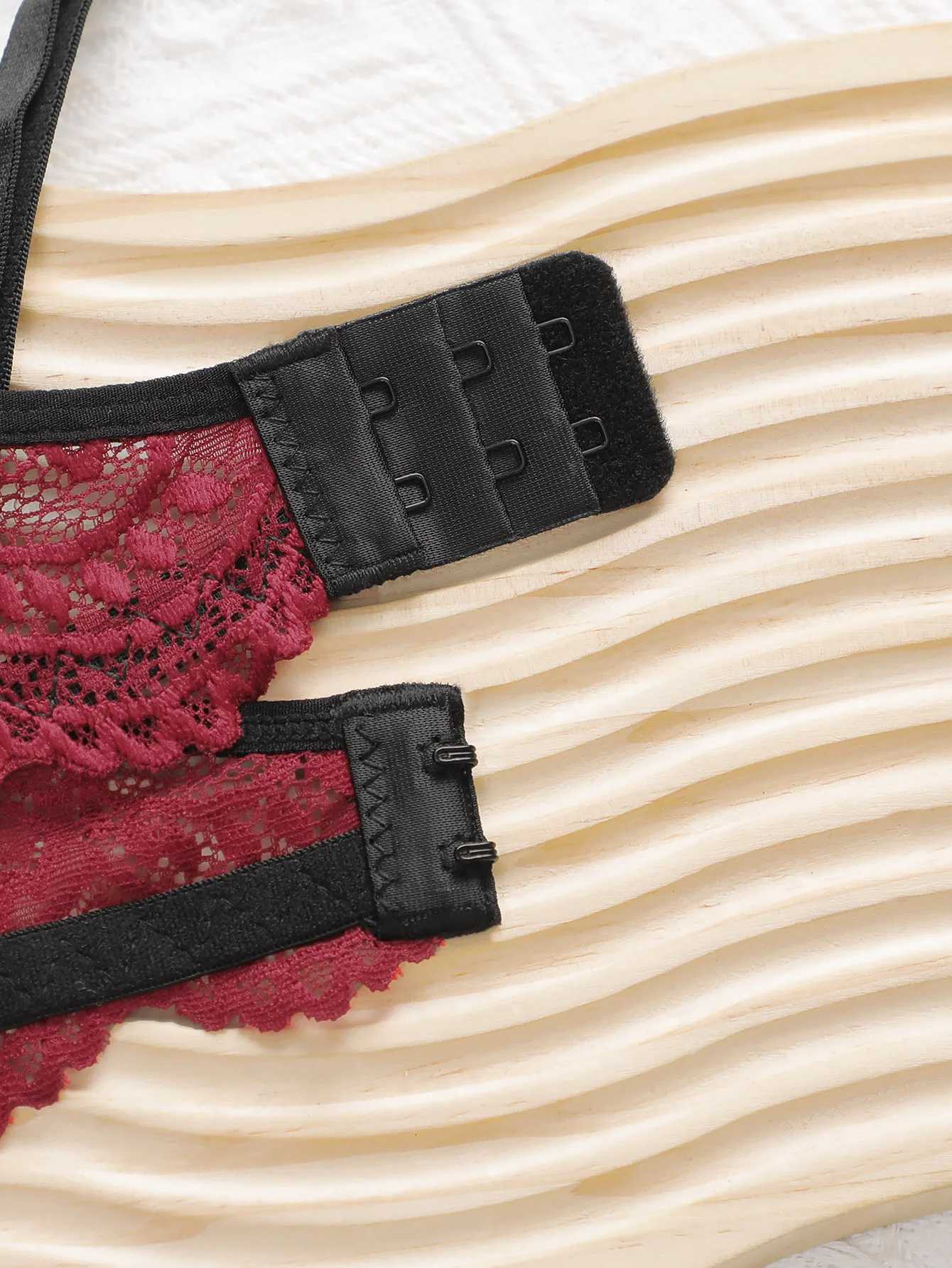 Cross Hollow Steel Ring Bra Red Lace Womens Sexy Underwear Spring and Summer New Products J2485 Z250730