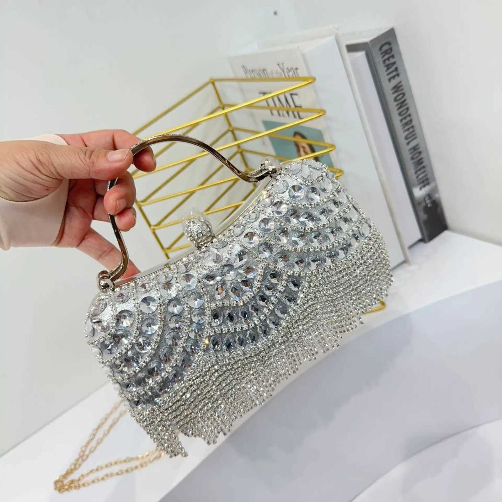 2025 Luxurious Women Banquet Handbags New Diamond-Studded Tassel Evening Bags Femme Wedding Purse Dress Beaded Party Clutch Y250730