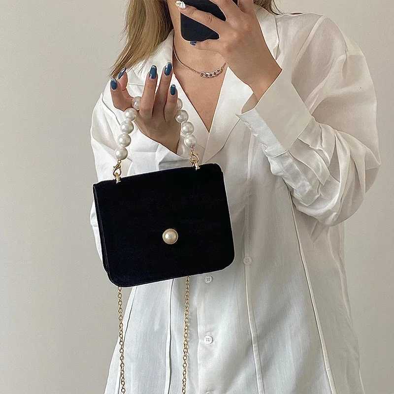 Vintage Small Square Shoulder Bag for Women Pearl Chain Ladies Tote Handbags Evening Clutch Purse Fashion Female Crossbody Bags Y250730