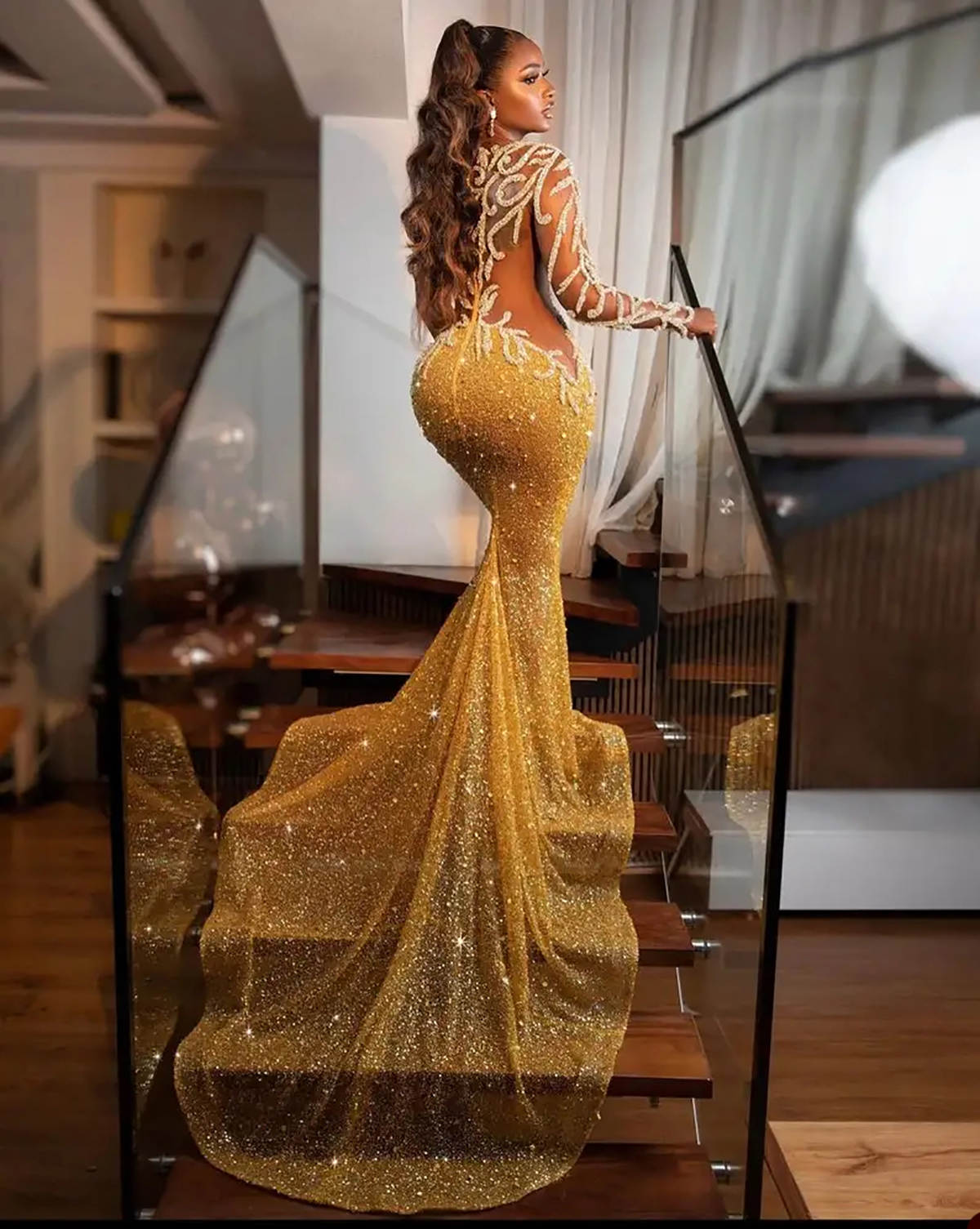 Exquisite Mermaid Prom Dresses Long Sleeves Customized Evening Dresses Crystal Sheer Jewel Neck Special Occasion Dresses