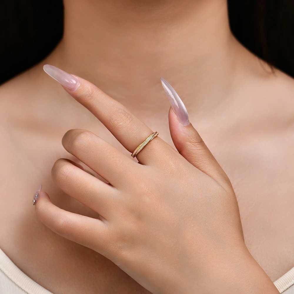 ATTAGEMS S925 Silver 18K Gold Plated Moissanite Rings D Color VVS1 Lab Diamond Helix Eternity Band Wedding Jewelry for Women Men y250730