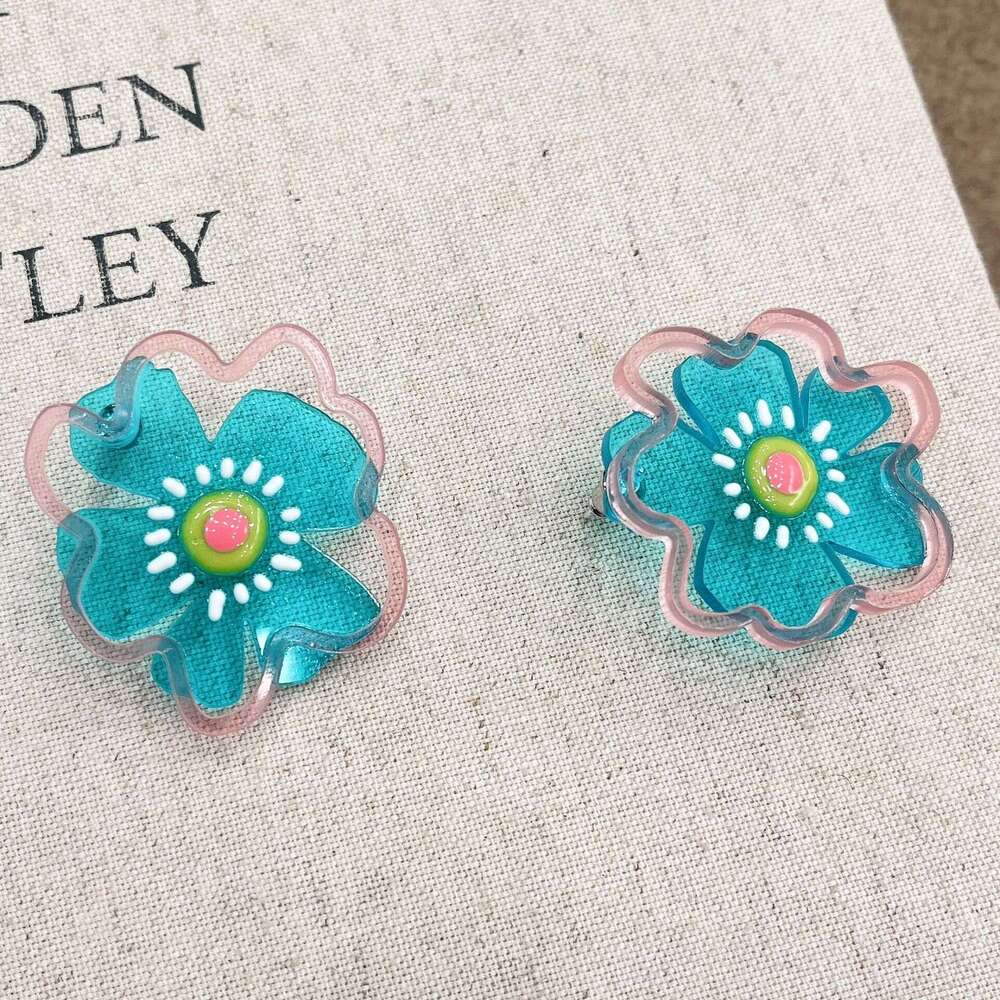 Childlike Graffiti Style Acrylic Cartoon Hand-painted Flower Sky Blue Pink Two-tone 2025 Spring New Earrings 183