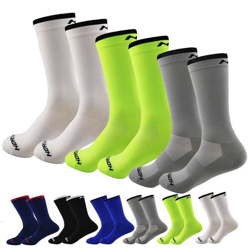 3 Pairs Cycling Socks Men Sport Road Bicycle Socks Bike Racing Football Socks Mid Tube Breathable Mesh Letter Socks Running Z250731