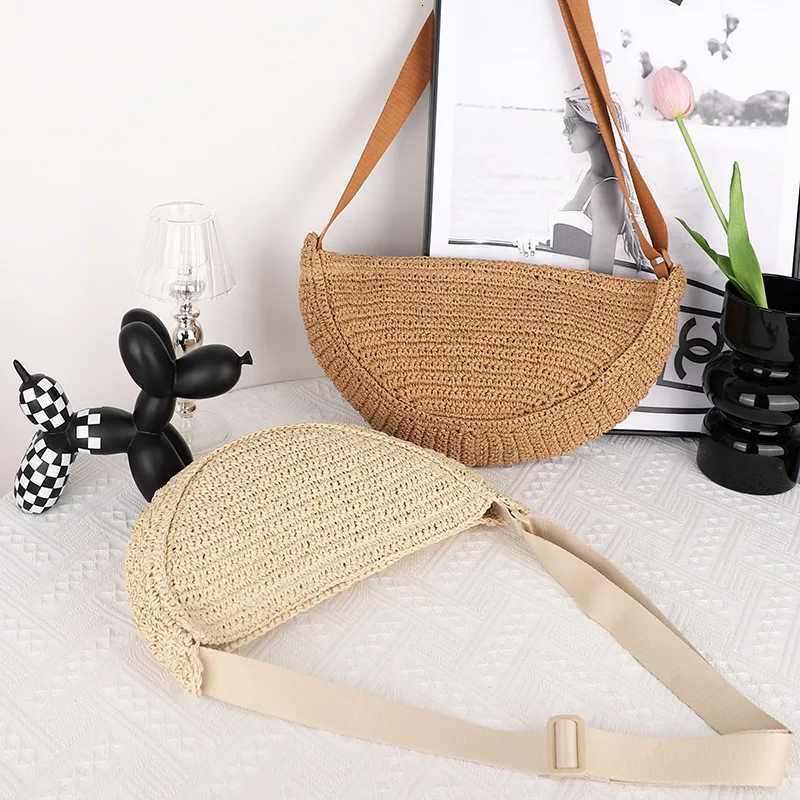 Simple Paper Rope Womens Shoulder Bags Summer Fashion Straw Semicircle Crossbody Bag Casual Beach Woven Handbags Underarm Bag Y250730