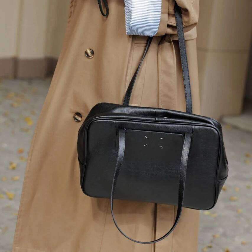 Genuine Leather Underarm Tote 2025 New Niche Design Large Capacity Cowhide Simple Fashionable Women's Handbag Shoulder Bag