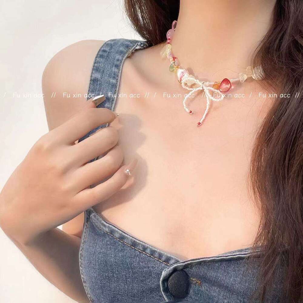 Dopamine Colorful Beaded Necklace Niche Design Sweet White Rice Beads Collarbone Chain Energetic Girl Essential Choker c14