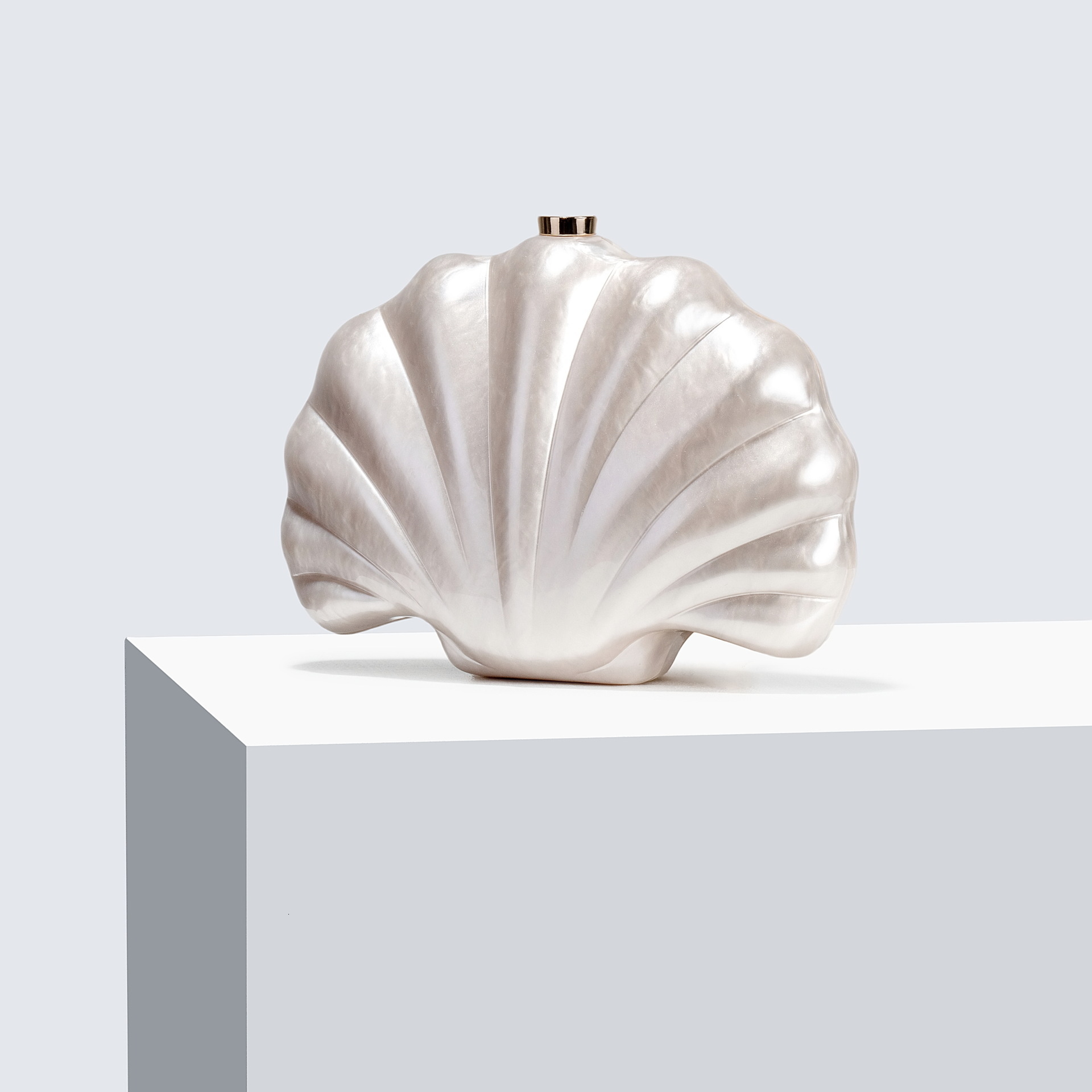 Women's new European and American style single shoulder crossbody bag, irregular shell acrylic bag, designer bag, handbag