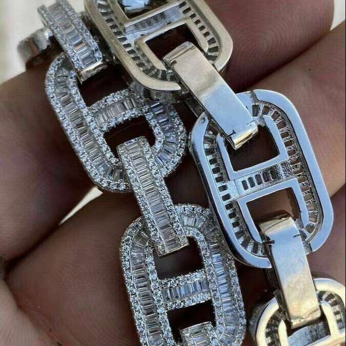 Trendy 18Mm Icey VVS Chain Baguette Moissanite Dia Mariner Link Cuban