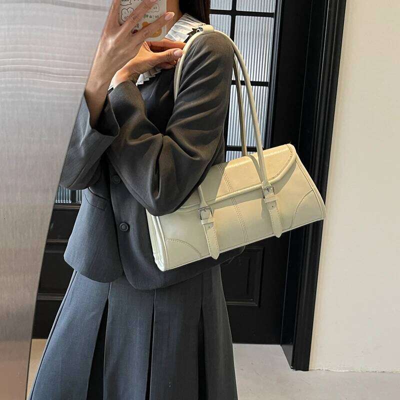 New Sophisticated Large Capacity Commuter Women's Bag Stylish Spring Summer Shoulder Underarm Handheld Baguette