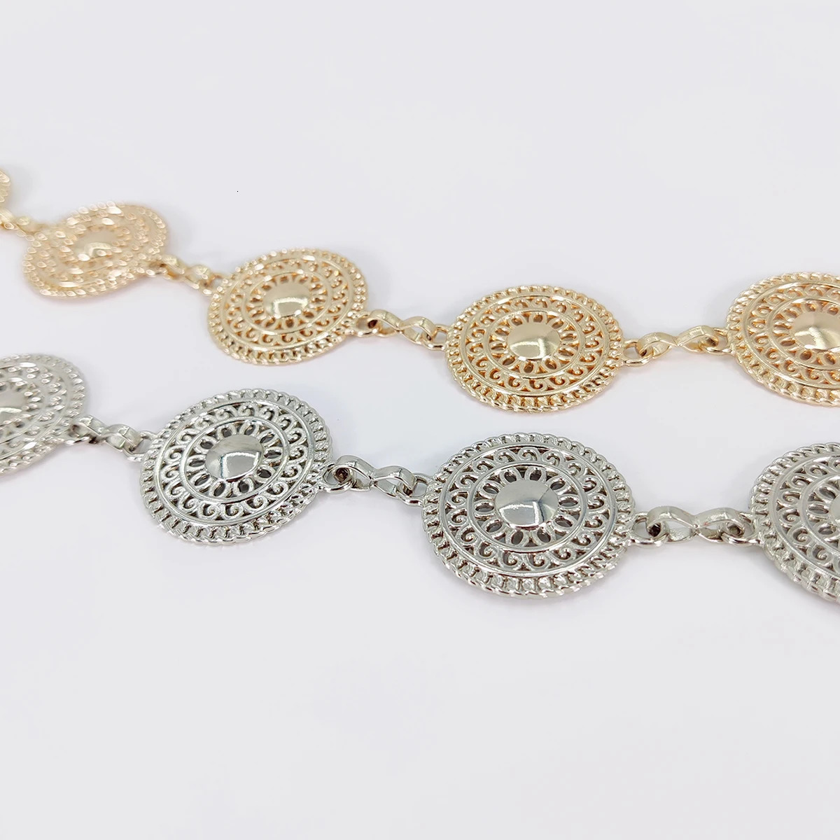 Boho Hollow Out Round Chain Belts Classic Metal Waist Chain Vintage Adjustable Body Jewelry Trendy Dress Chain For Women Girls 250730