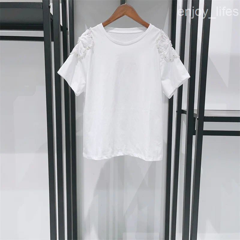 Womens T Shirts Shoulder Beading Flower Decoration T- 2025 Summer Simple Lady Round Neck Short Sleeve Tee