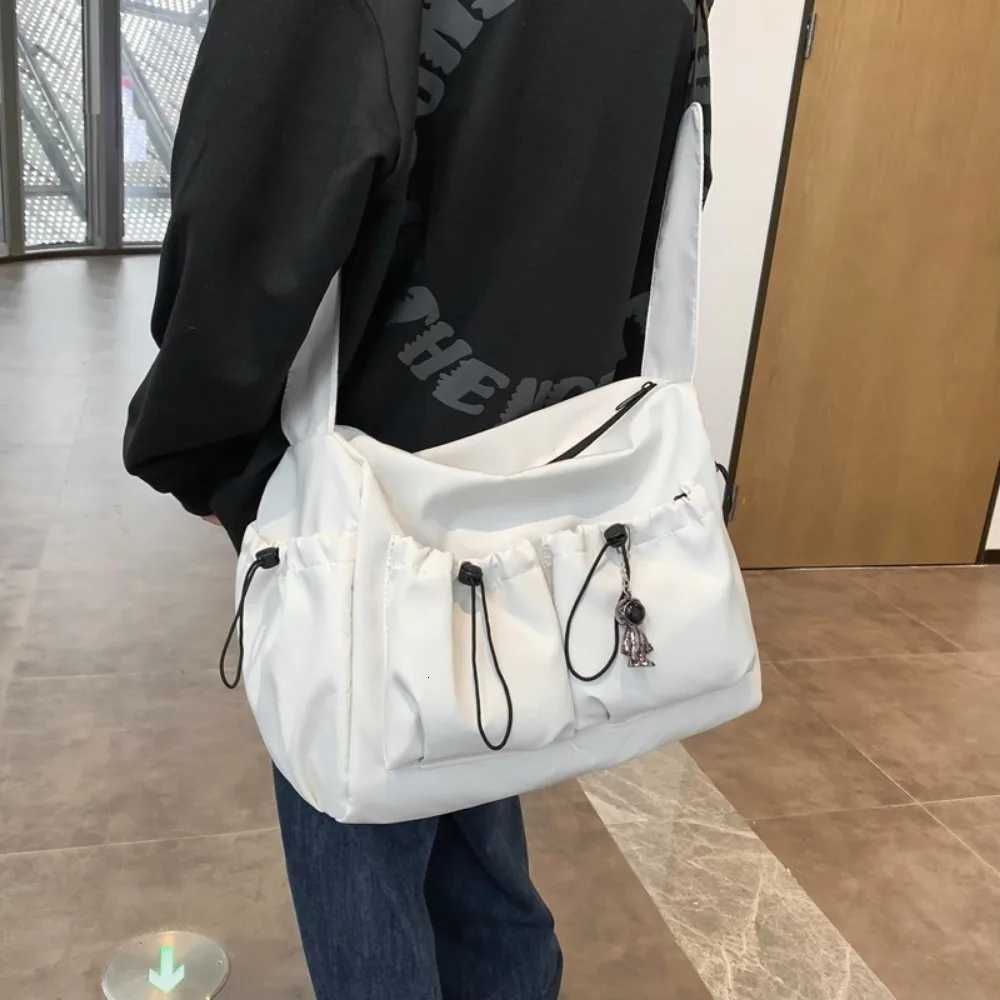 Female Crossbody Bag Canvas Large Capacity Shoulder Bag Women Men Travel School Casual Sport Handbags Fashion Messenger Bag Y250730