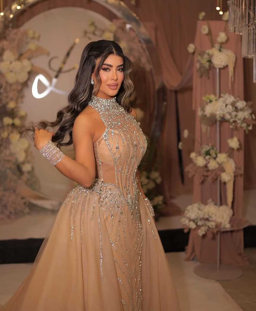 Graceful Mermaid Evening Dresses For Women Halter Neck Sleeveless Gown Crystal Sequins Detachable Train Dress Party Customized Dress