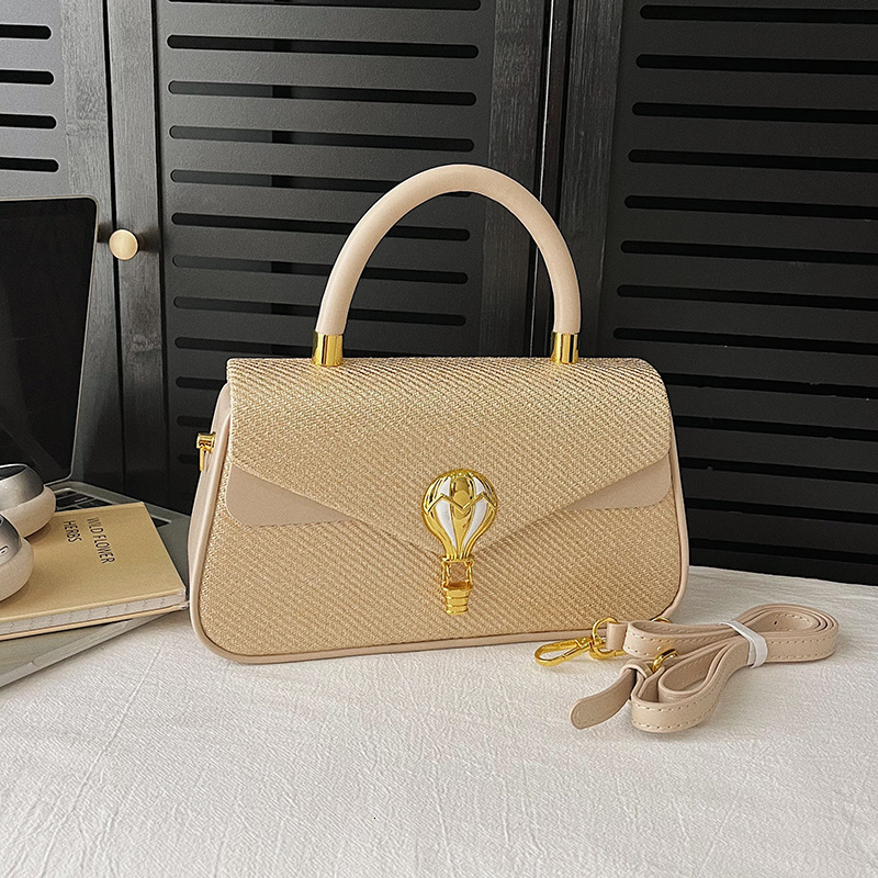 High-end Niche Exquisite Design Box for Women 2025 New Trendy Fashion Versatile Handheld Crossbody Small Square Bag ddmymoon