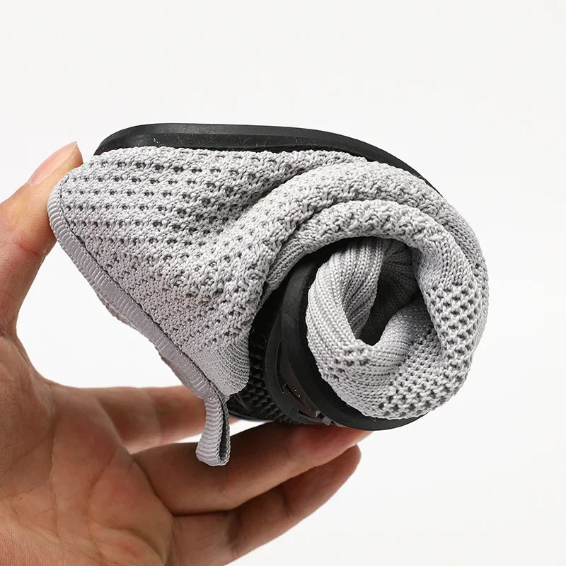 Breathable Men Casual Sneakers Lightweight Soft Womens Vulcanized Shoes Flexible Unisex Loafers Summer Anti-slip Footwear 36-47 250724