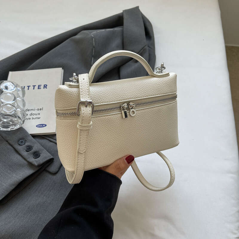 Designer Bag Luxury Bag Korean Fashion Handbag New Simple Candy Color Stylish Small Shoulder Bag Square Textured Casual Crossbody Trendy