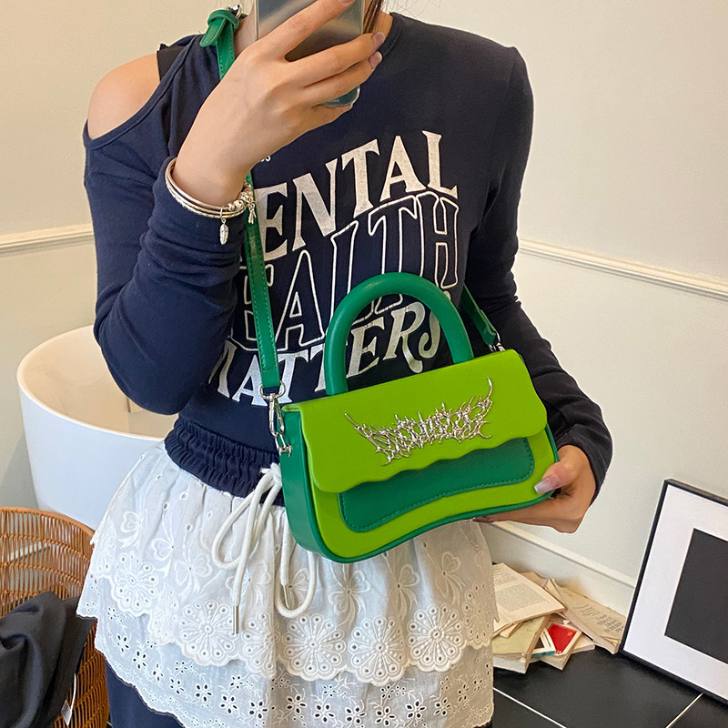 Trendy and Unique Handbag 2025 New Fashion Trend Shoulder Textured Color-Block Crossbody Box Bag ddmymoon