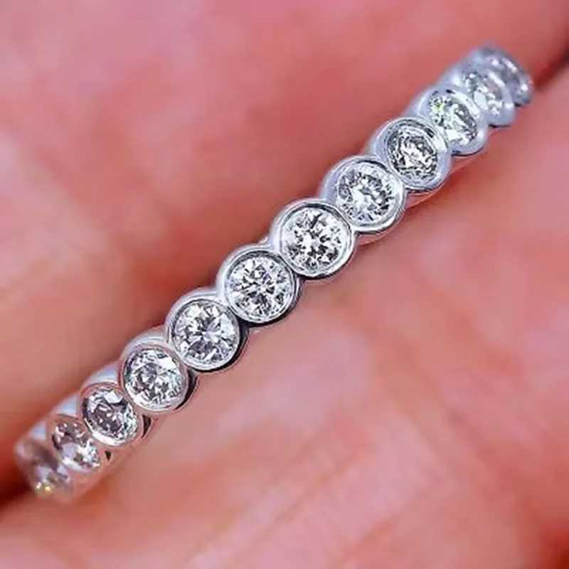 Exquisite White Zircon Engagement Jewelry for Womens Fashion Finger Accessories Party Ring y250730