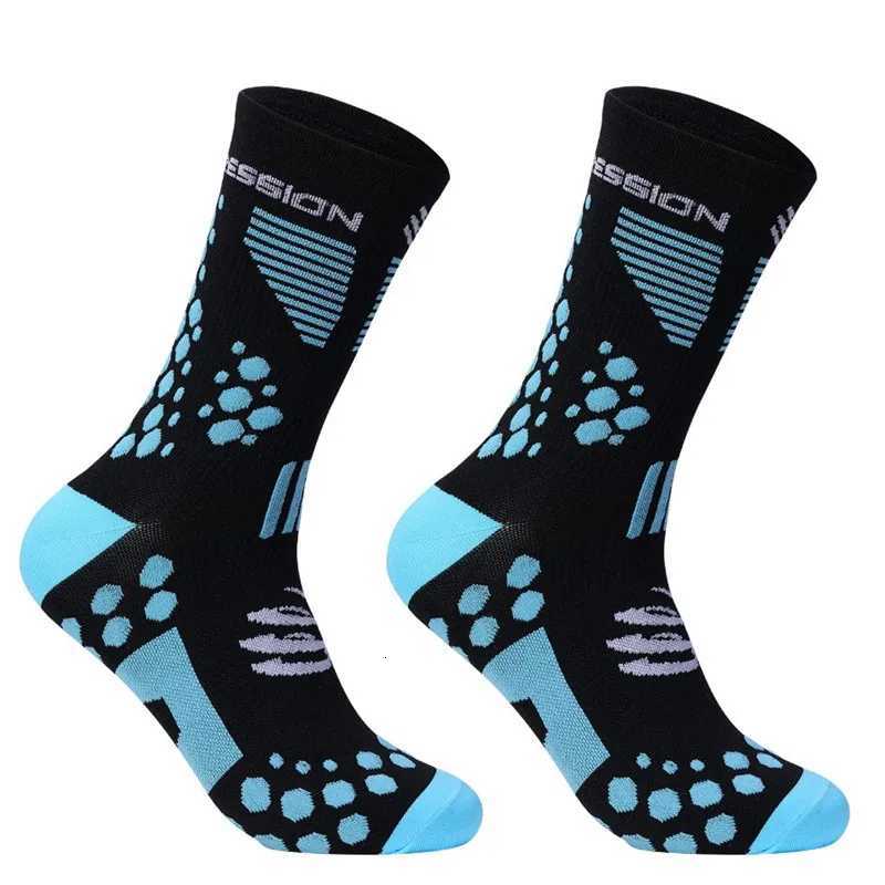 2022 Professional Brand Sport Socks Protect Feet Breathable Wicking Socks Popular Cycling Socks Compression Socks Z250731