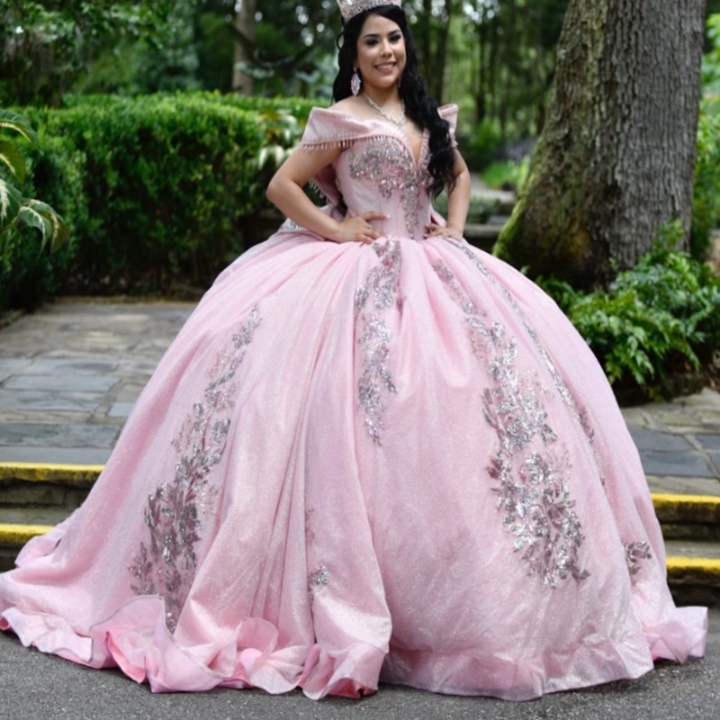 Pink Shiny Quinceanera Dresses Off The Shoulder Sequin Applique Lace Beading Bow Tiered Tull Ball Gown Vestidos De 15 Anos Sweet 16 Dress
