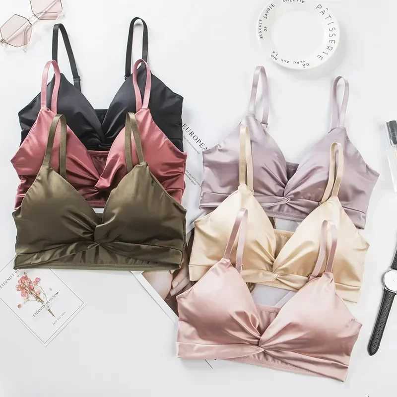 Summer Women Underwear Wirefree Satin Bra Full Cap Bras for Women Hollow Padded Bra Top Lingerie Underwear Z250730