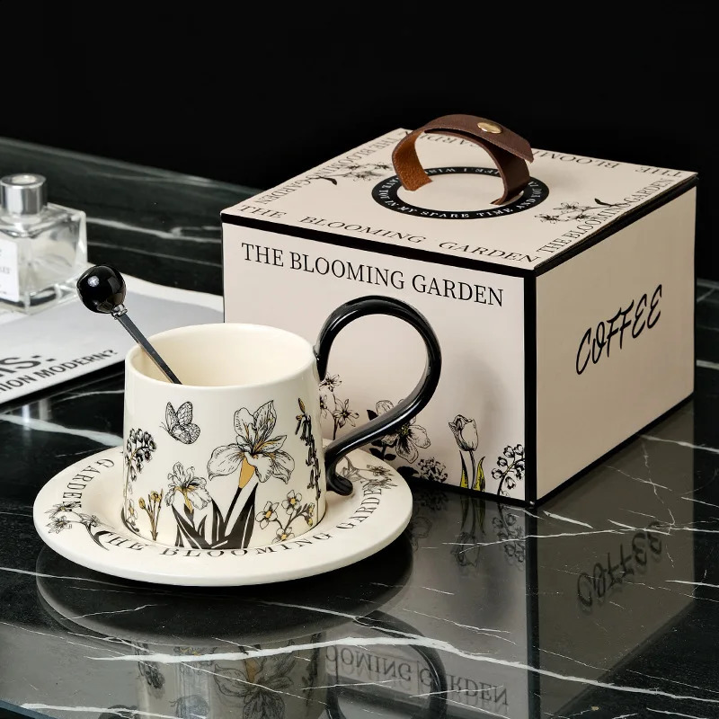 Vintage Floral Luxury Ceramic Coffee Cup Saucer and Spoon Set Capacity Tea Cups Gift Box 250731