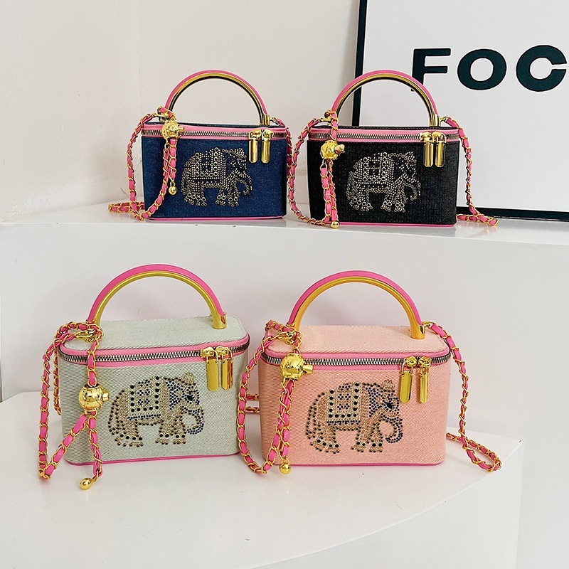 Korean Style Chain Handbag for Women 2025 New Fashion Trendy Personality Rhinestone Shoulder Crossbody Box Bag ddmymoon