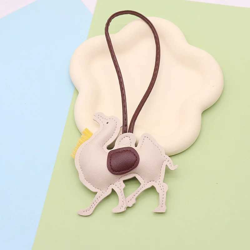 Women Leather Camel Charm Bag Pendant Keychain Cartoon Desert Camels Keyring Cute Animal Ornament Accessories Decoration Y250731